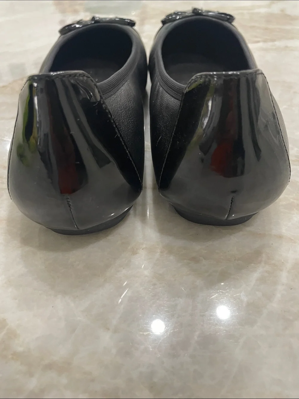 Vionic Minna Ballet Black Patent Toe Flats with Bow